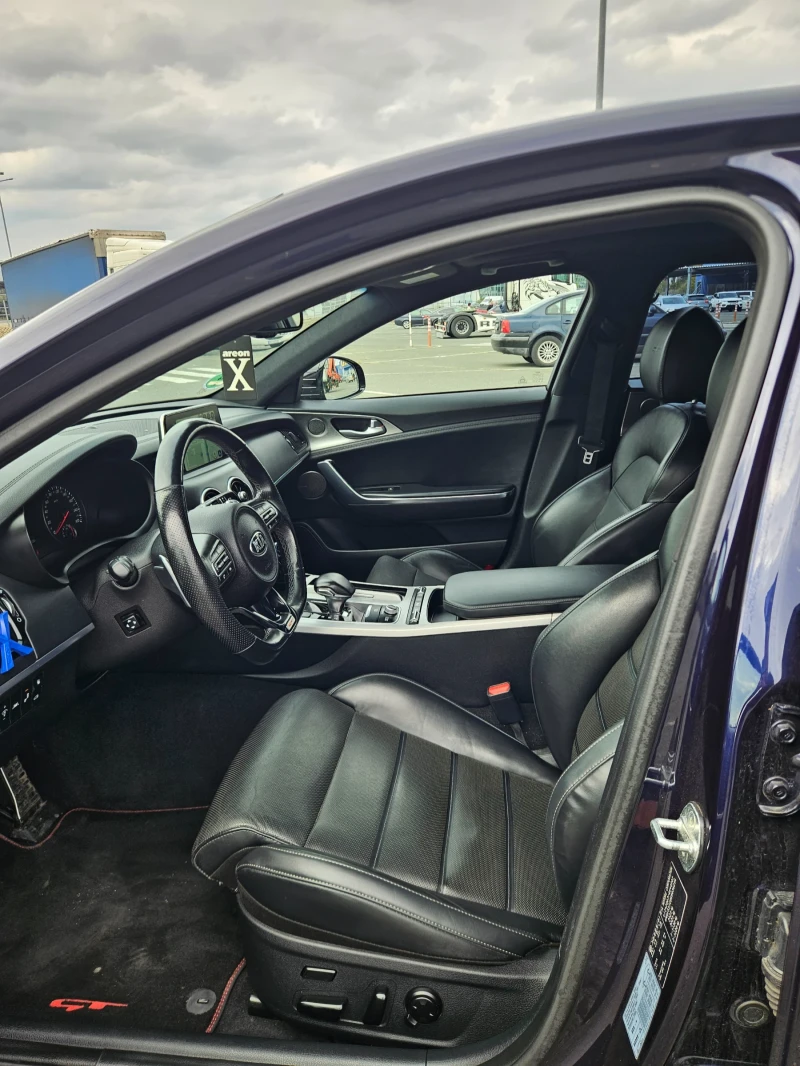 Kia Stinger GT 3.3 BiTurbo AWD, снимка 9 - Автомобили и джипове - 52487333
