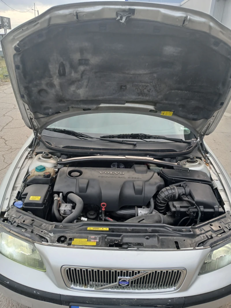 Volvo V70, снимка 16 - Автомобили и джипове - 52356097