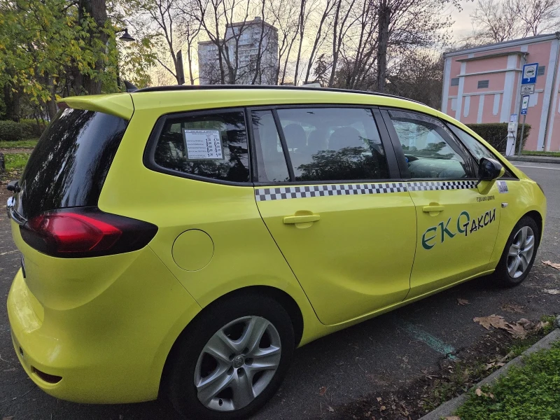 Opel Zafira, снимка 2 - Автомобили и джипове - 52711359