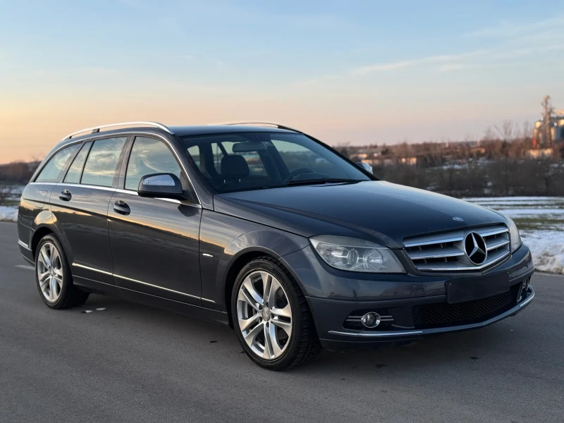 Mercedes-Benz C 220 * Avangarde * OM646 * Navi, снимка 3 - Автомобили и джипове - 53113913