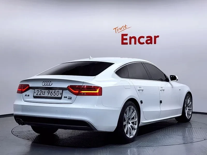 Audi A5 2.0 TDI Quattro, снимка 2 - Автомобили и джипове - 54146125