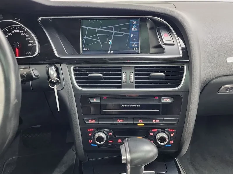 Audi A5 2.0 TDI Quattro, снимка 12 - Автомобили и джипове - 54146125