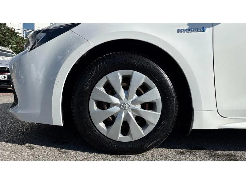 Toyota Corolla HB 1.8HSD COMFORT, снимка 16 - Автомобили и джипове - 56211511
