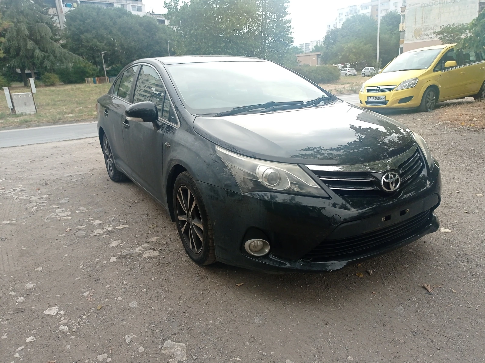 Toyota Avensis 2.2D-CAT - изображение 2