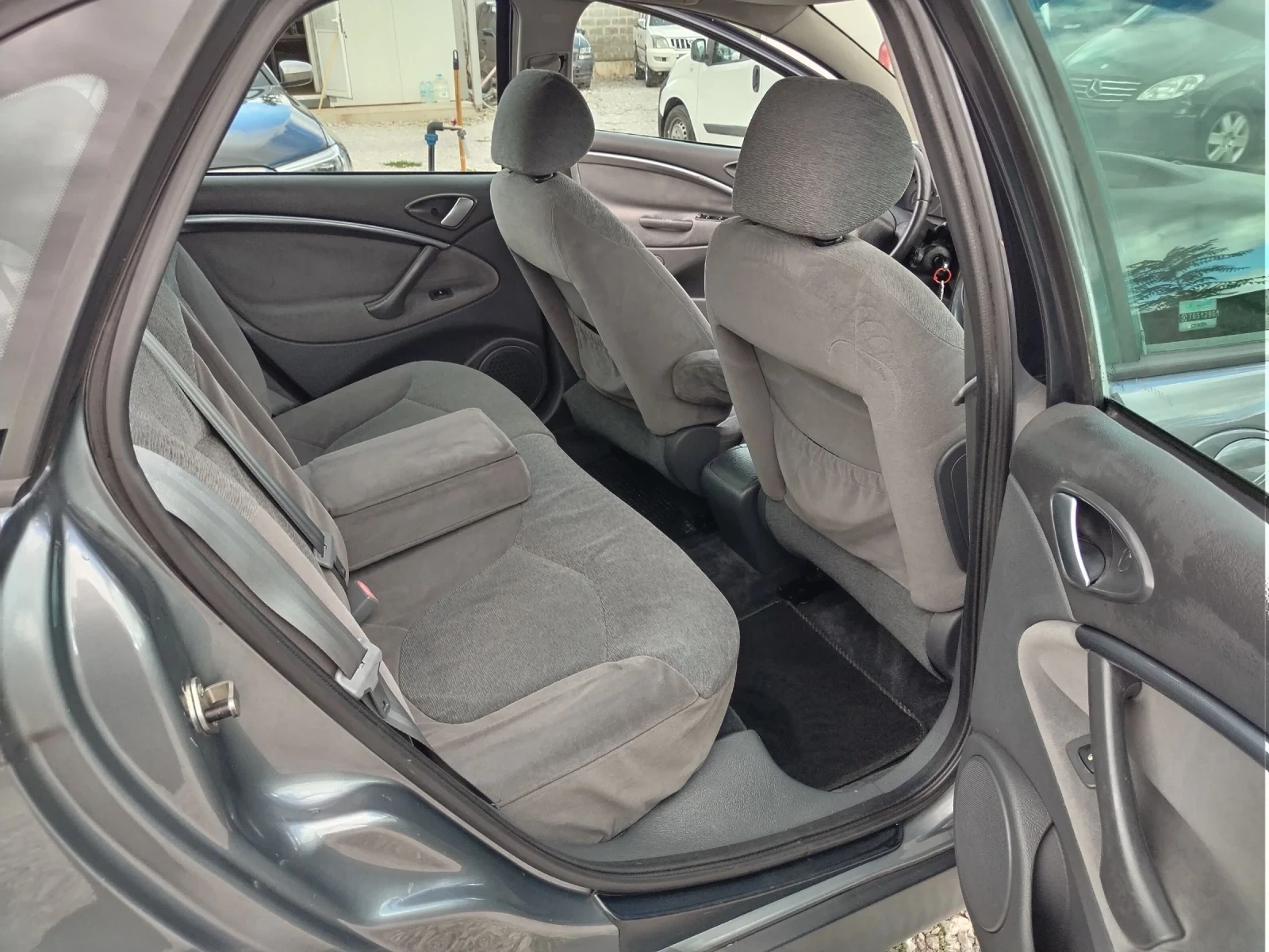 Citroen C5 2.0 HDI 110kc - изображение 10