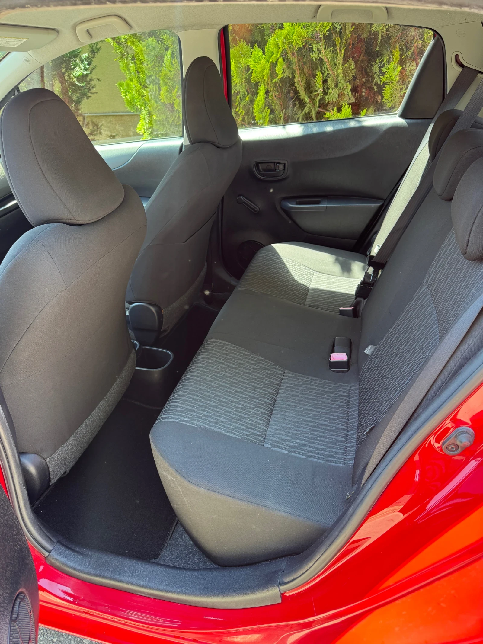 Toyota Yaris 1.4D - изображение 9