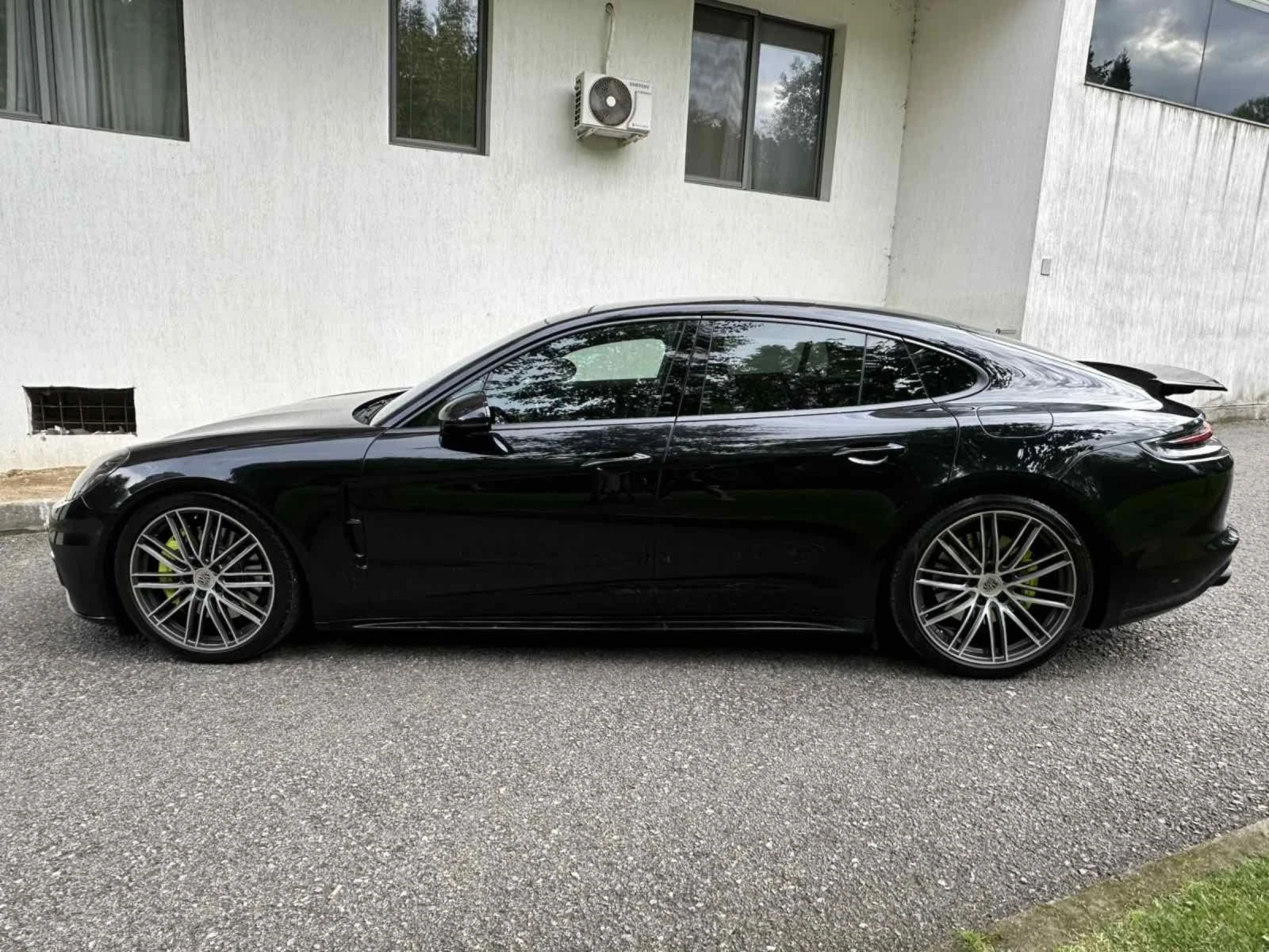 Porsche Panamera 3.0i / HYBRID / ПОДГРЕВ / ВЕНТИЛАЦИЯ - изображение 4