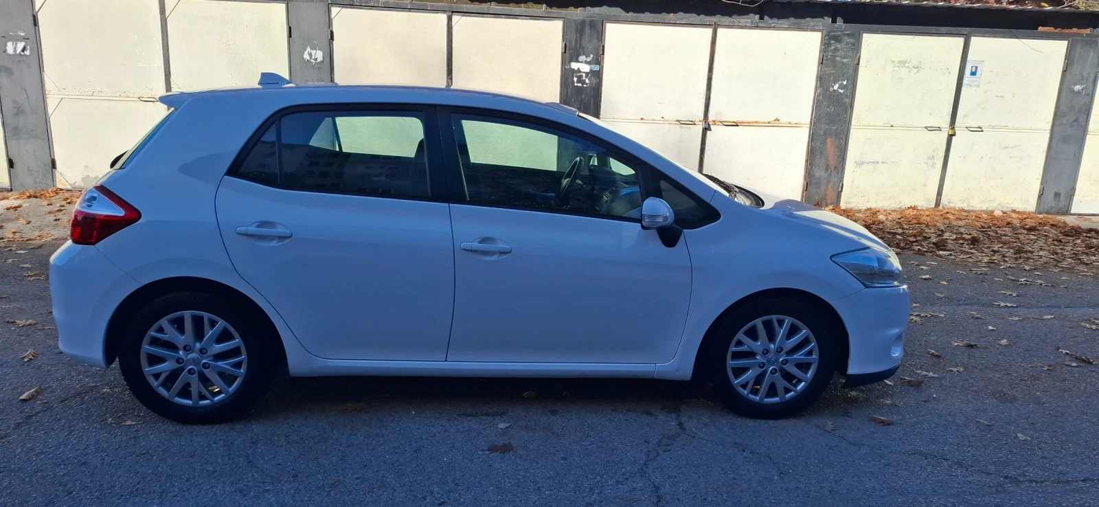 Toyota Auris 1.4 D4d - изображение 9