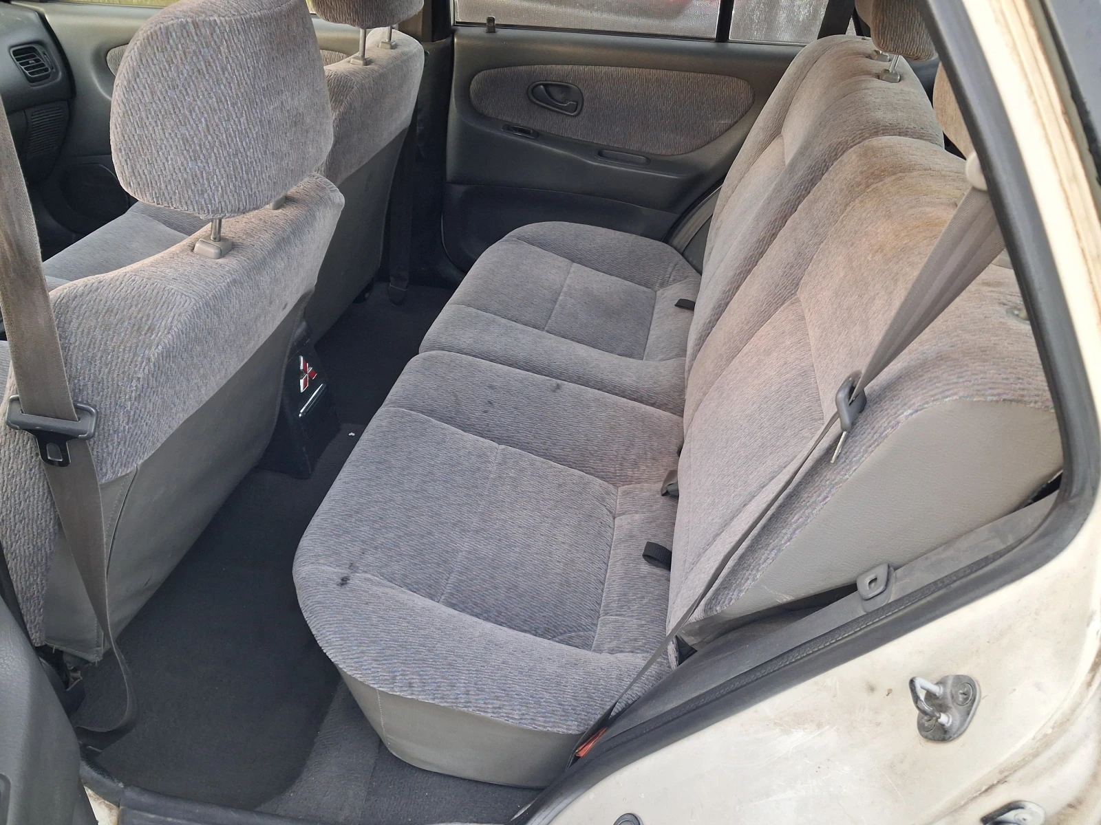 Mitsubishi Lancer 1.6* бензин* РЕГИСТРИРАНА - изображение 8