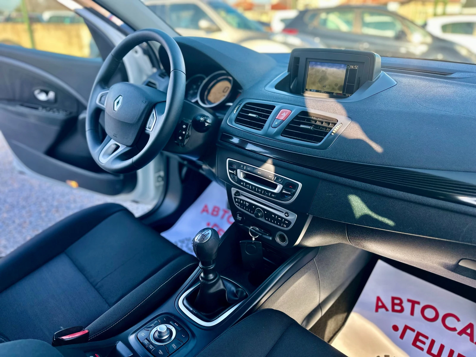 Renault Megane 1.5 DCI* NAVI - изображение 8