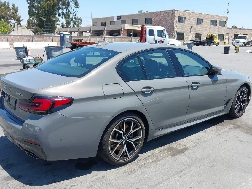 BMW 540 M-PACKET* HEAD-UP* Harman/kardon* 360 - изображение 4