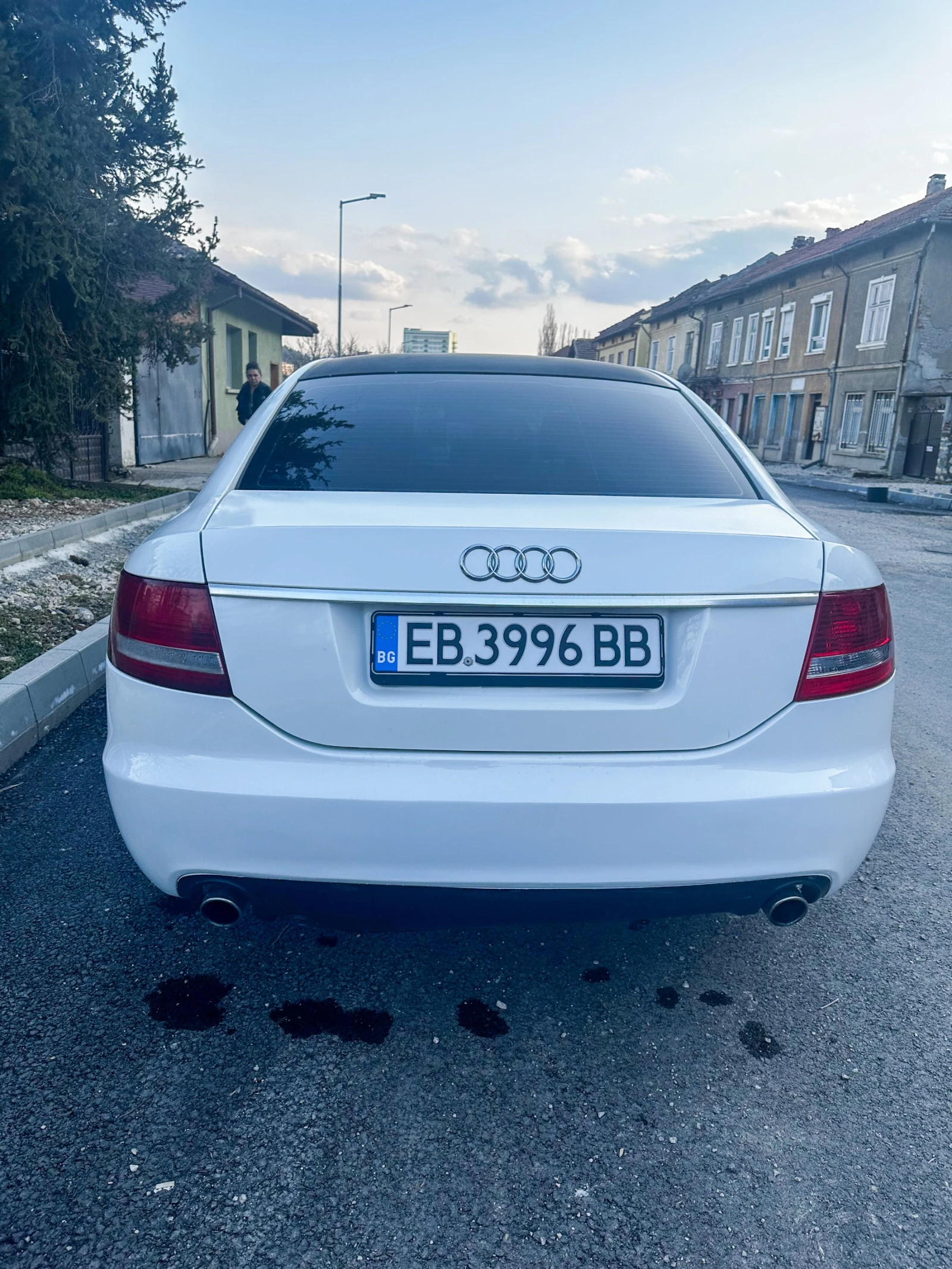 Audi A6 2.4 Бензин / Газ Quattro, снимка 5 - Автомобили и джипове - 53728477