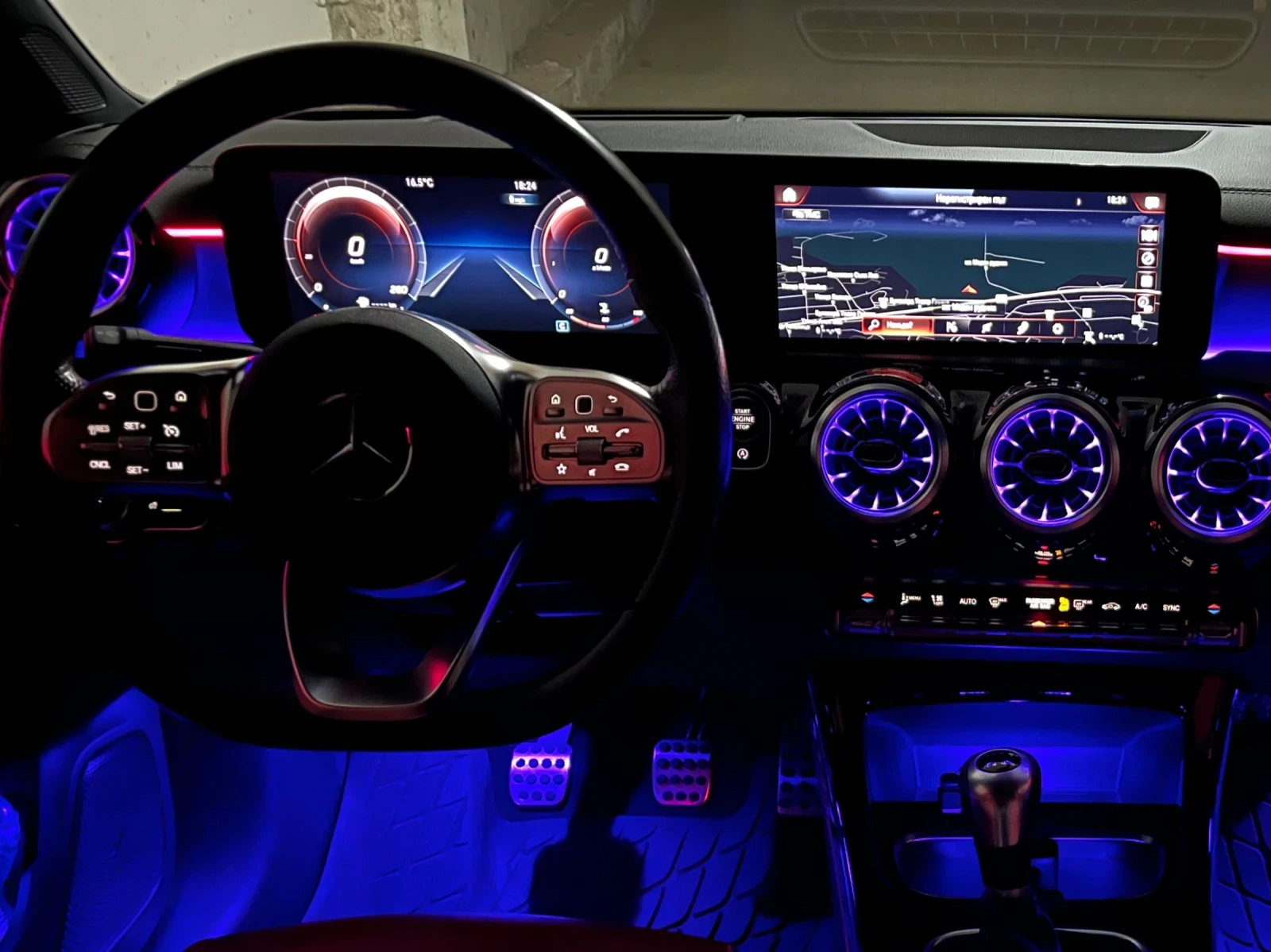 Mercedes-Benz A 200 AMG ръчка, снимка 12 - Автомобили и джипове - 53877978