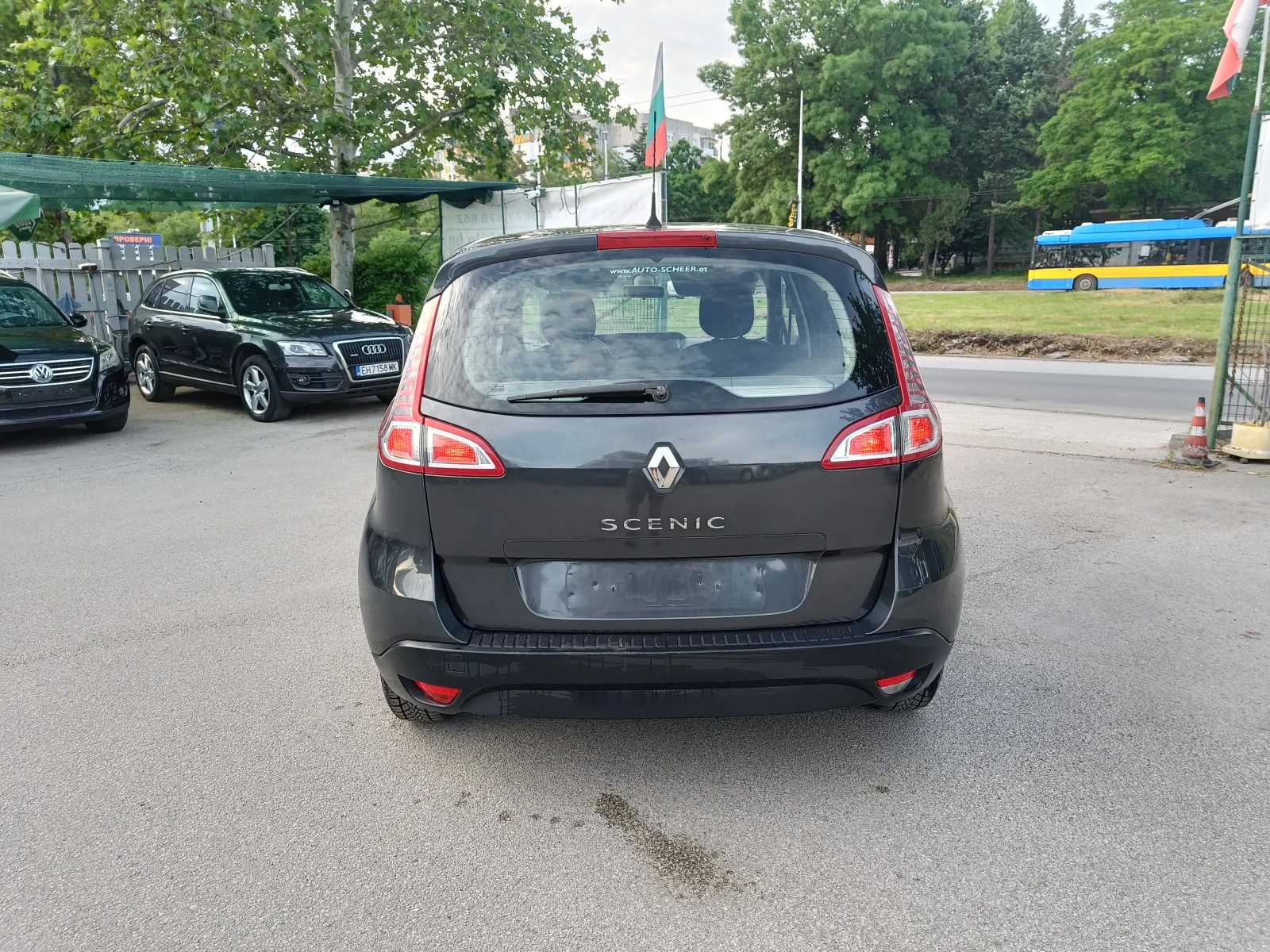 Renault Scenic 1.6 BARTER 110, снимка 6 - Автомобили и джипове - 54612603