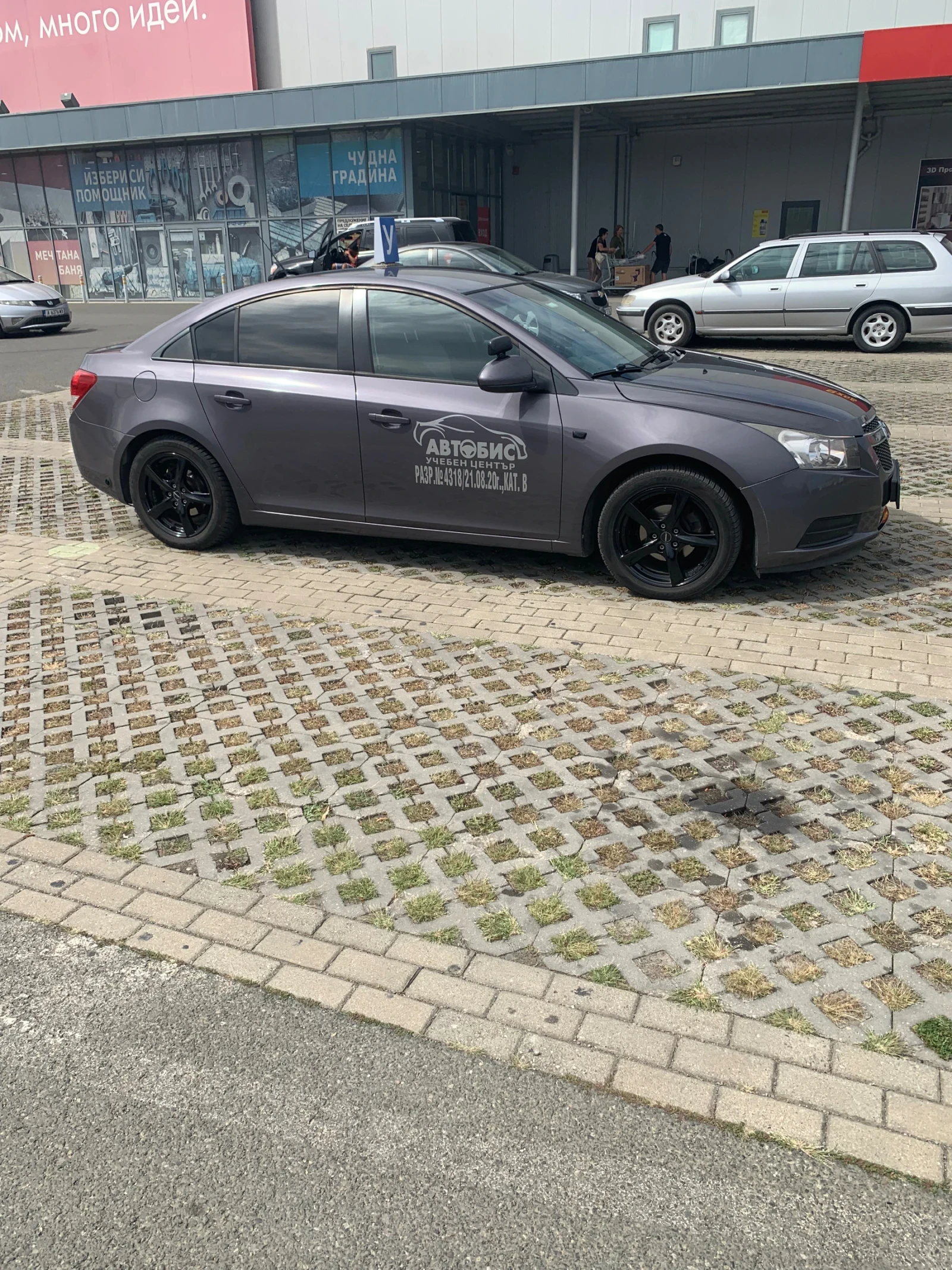 Chevrolet Cruze, снимка 5 - Автомобили и джипове - 54627628