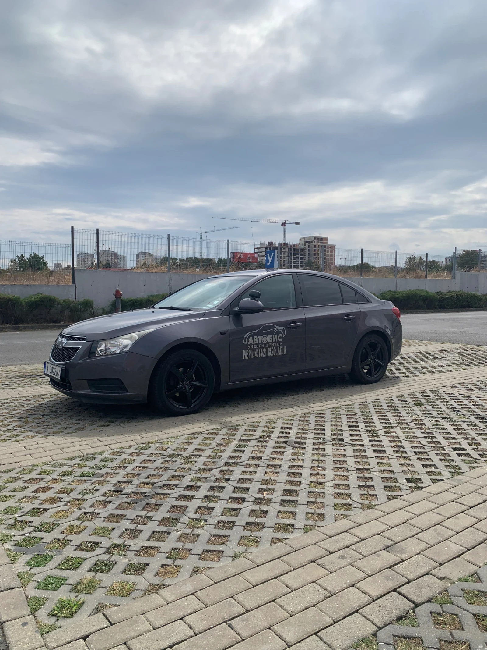 Chevrolet Cruze, снимка 3 - Автомобили и джипове - 54627628