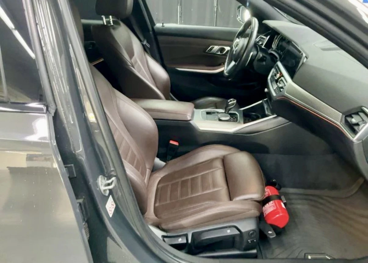 BMW 330 xDrive 265 к.с.   М-Пакет ОБСЛУЖЕН  12.2019 г., снимка 6 - Автомобили и джипове - 54648160
