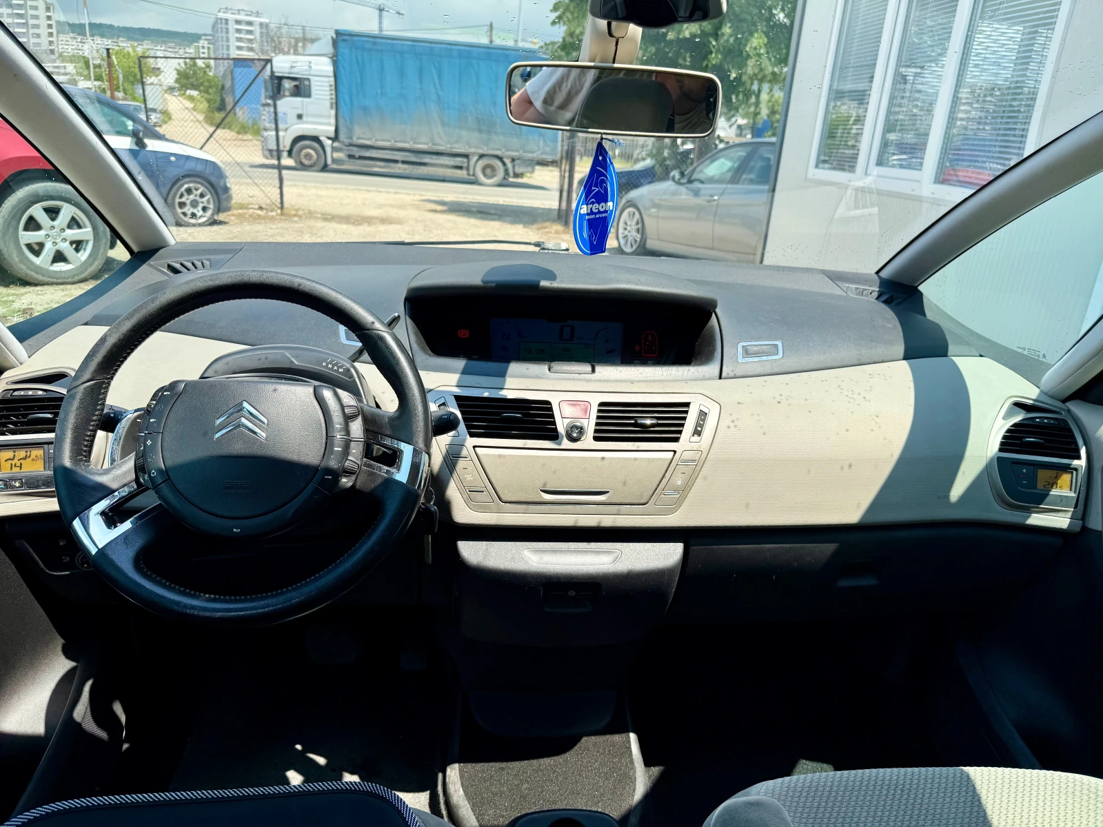 Citroen C4 Picasso, снимка 11 - Автомобили и джипове - 54776666