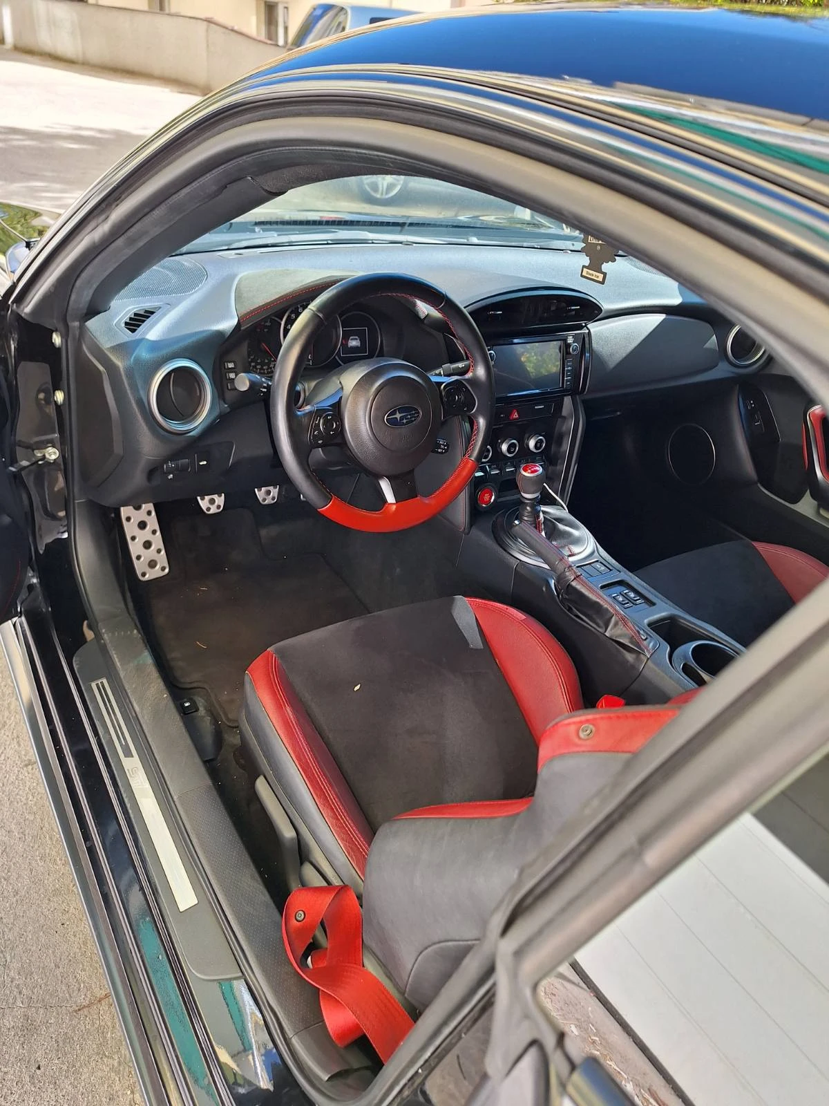 Subaru BRZ, снимка 17 - Автомобили и джипове - 55278917