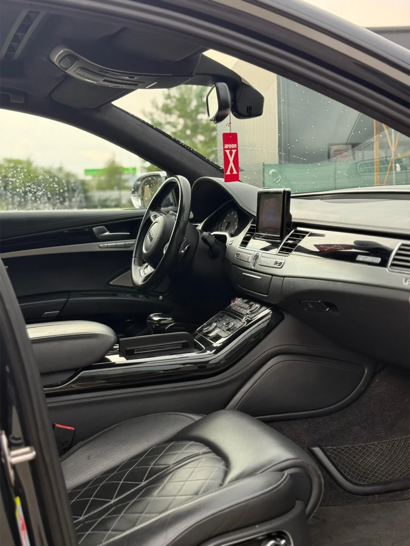Audi S8, снимка 7 - Автомобили и джипове - 55350063