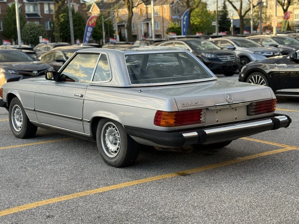 Mercedes-Benz SL 380* CABRIO* HARDTOP* КОЖА* AUTO* , снимка 4 - Автомобили и джипове - 55540027