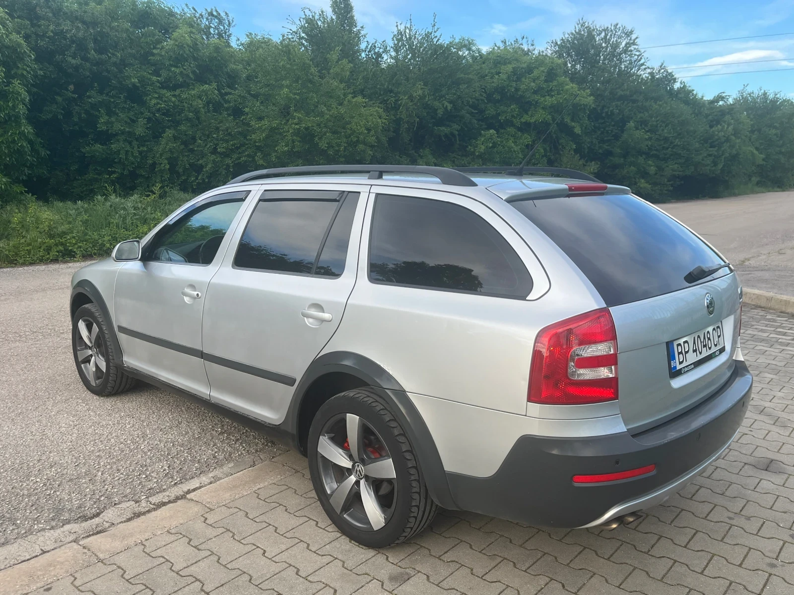 Skoda Octavia Skoda-Octavia-Scout-2.0TDI-140-BMM-XENON, снимка 8 - Автомобили и джипове - 55751354
