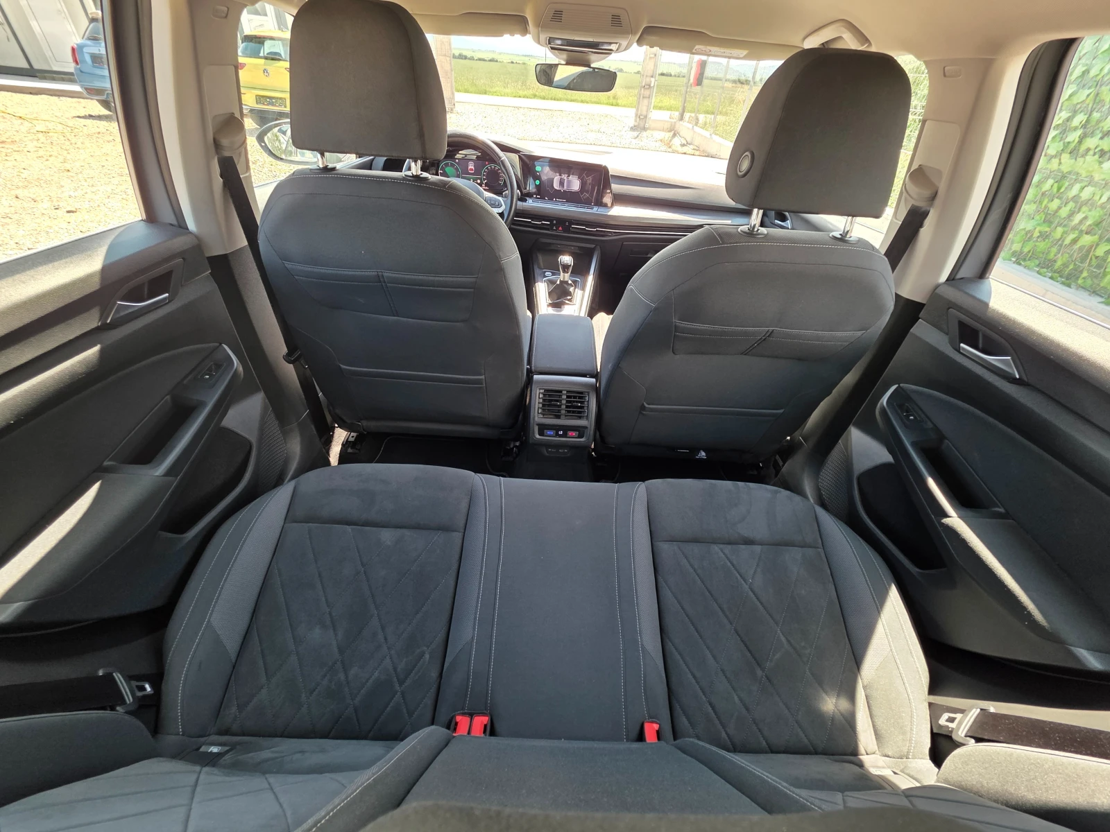 VW Golf VIII-2.0 TDI-115 hp-Style, снимка 13 - Автомобили и джипове - 55767970