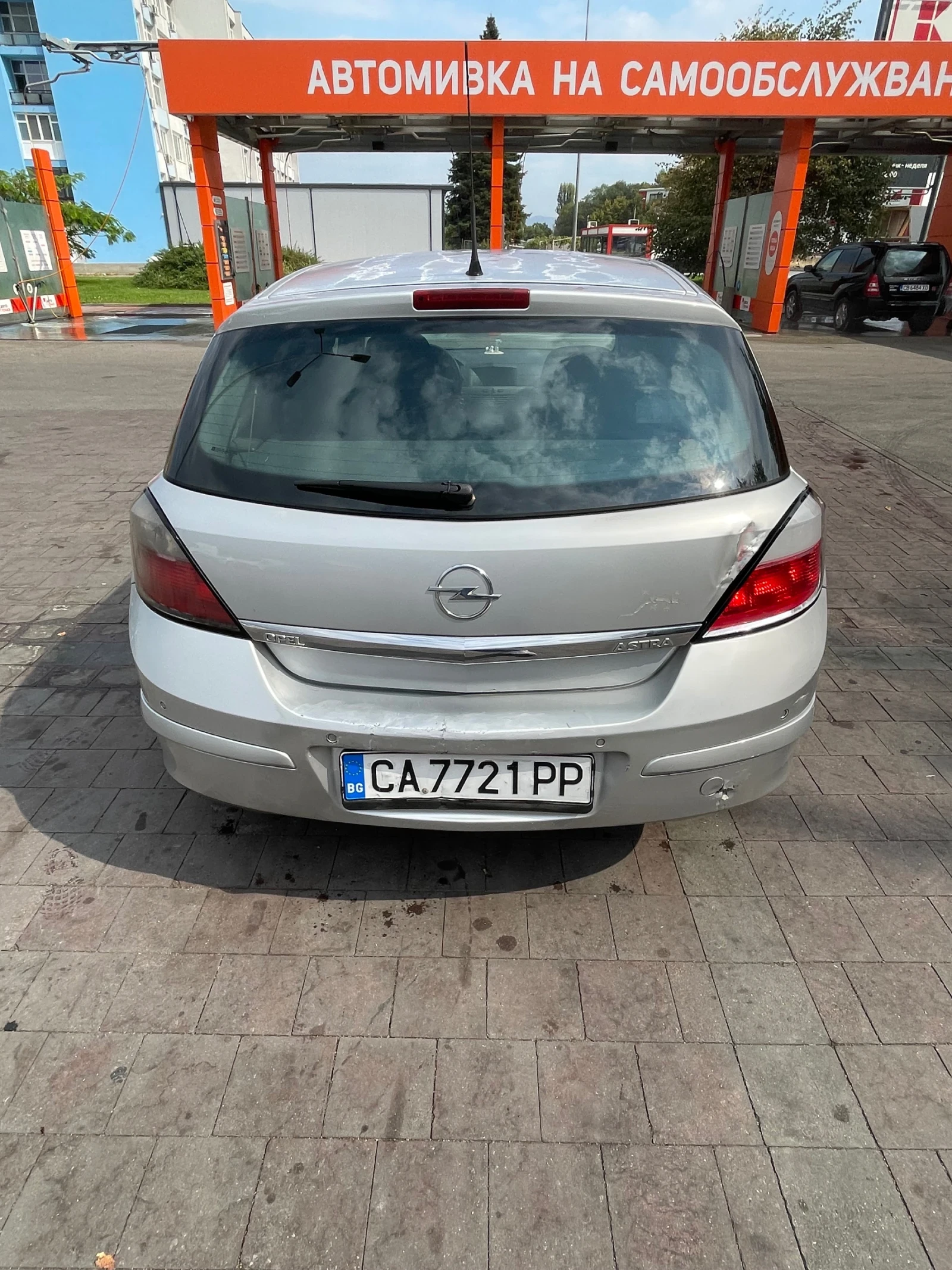 Opel Astra, снимка 3 - Автомобили и джипове - 56420343