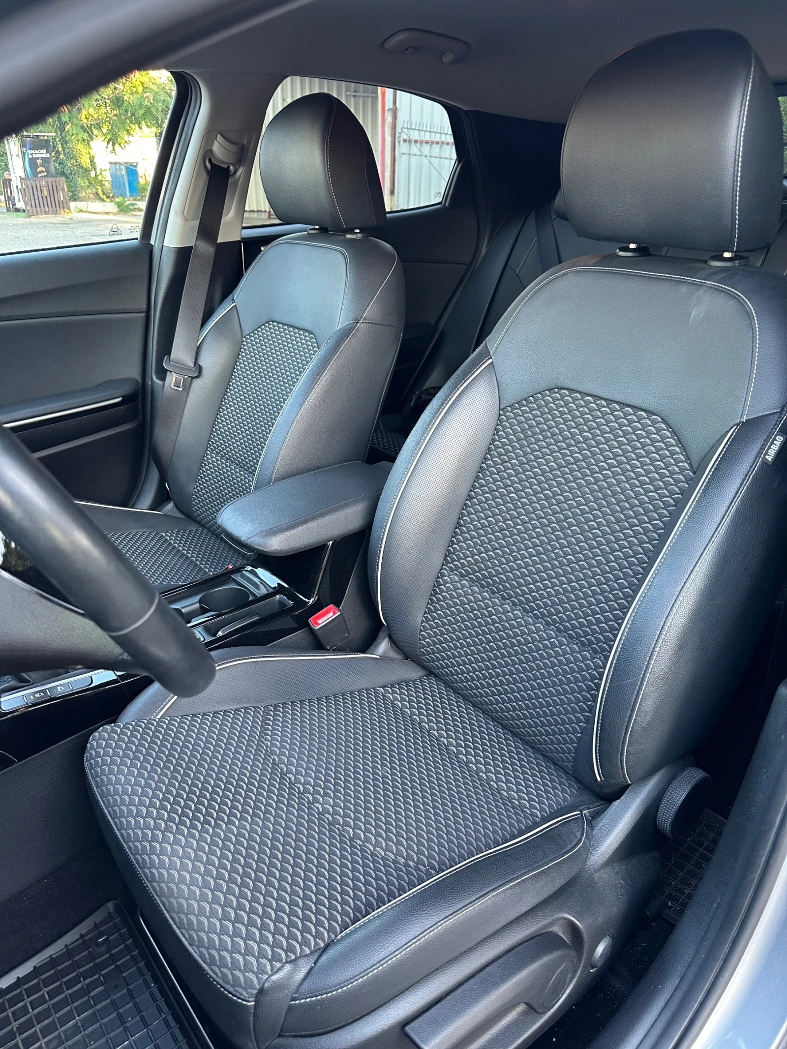 Kia XCeed Kia Xceed 1.5 - 160кс, снимка 14 - Автомобили и джипове - 56194381