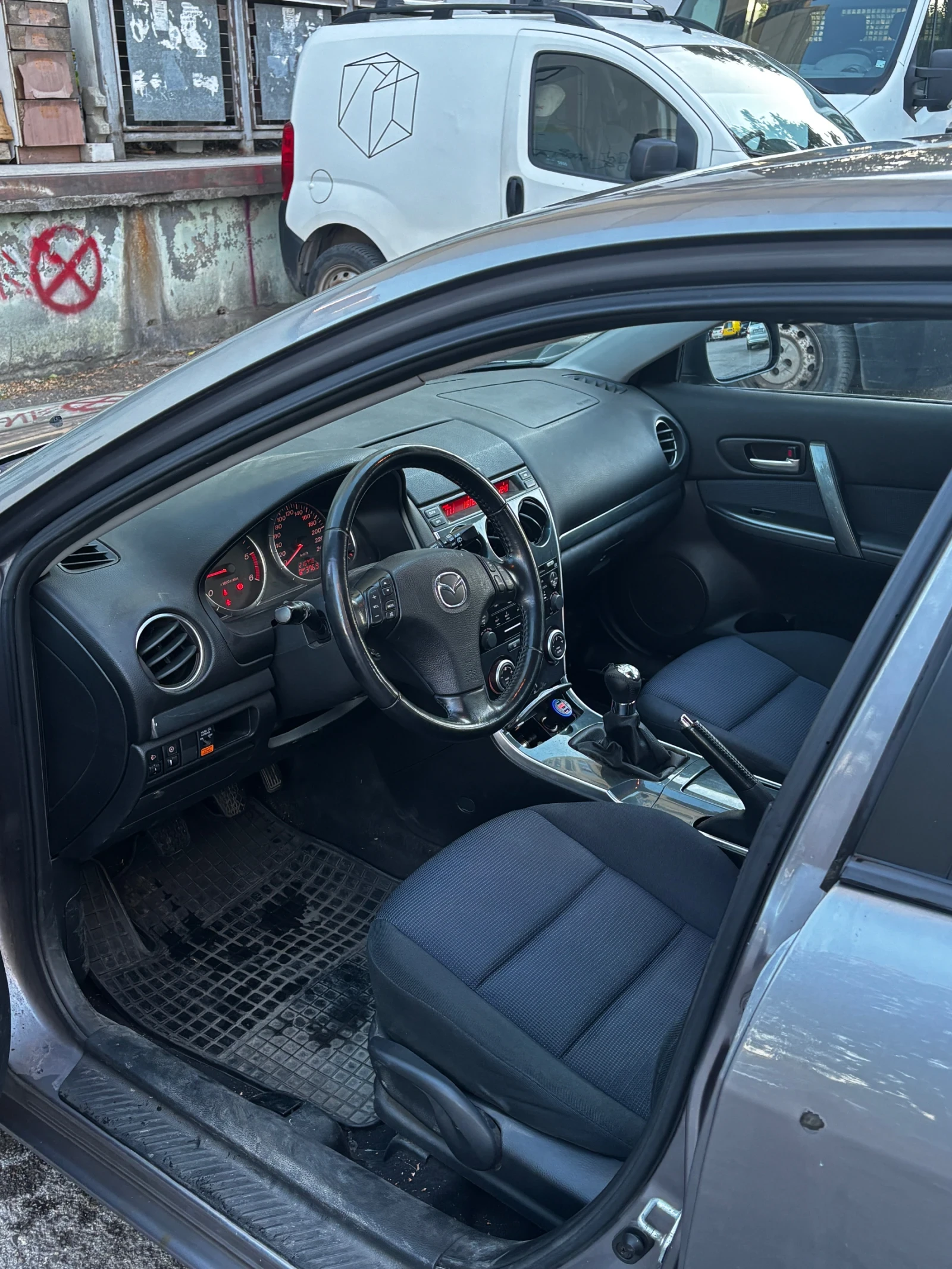 Mazda 6, снимка 8 - Автомобили и джипове - 56215529