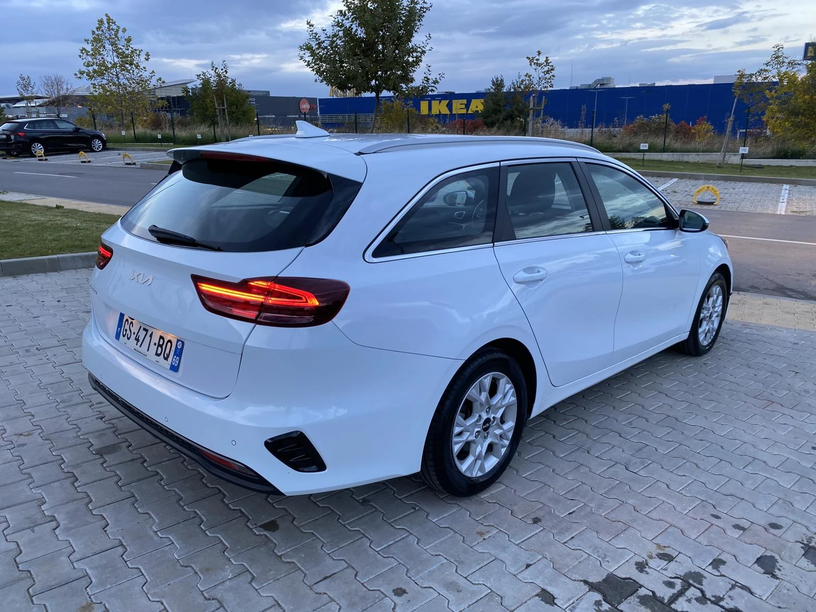 Kia Ceed 1.5 T-GDI/ Active Business/ DCT7, снимка 5 - Автомобили и джипове - 56603142