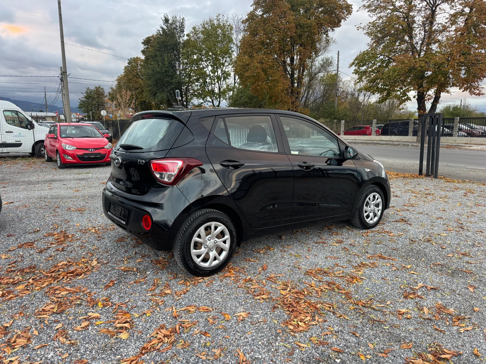 Hyundai I10 1.2i Facelift!! Klima!! NAVI!!, снимка 8 - Автомобили и джипове - 56712142