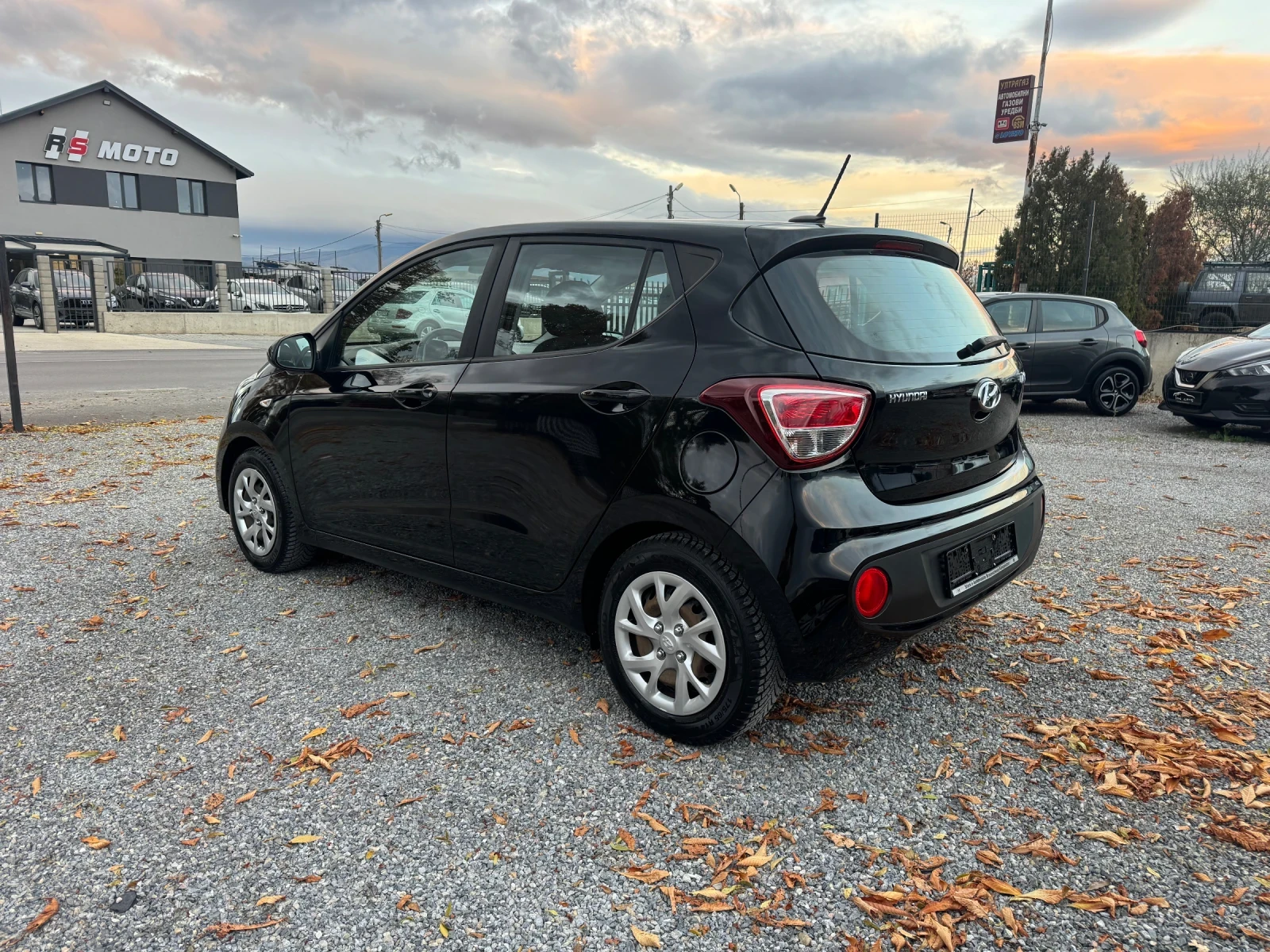 Hyundai I10 1.2i Facelift!! Klima!! NAVI!!, снимка 5 - Автомобили и джипове - 56712142