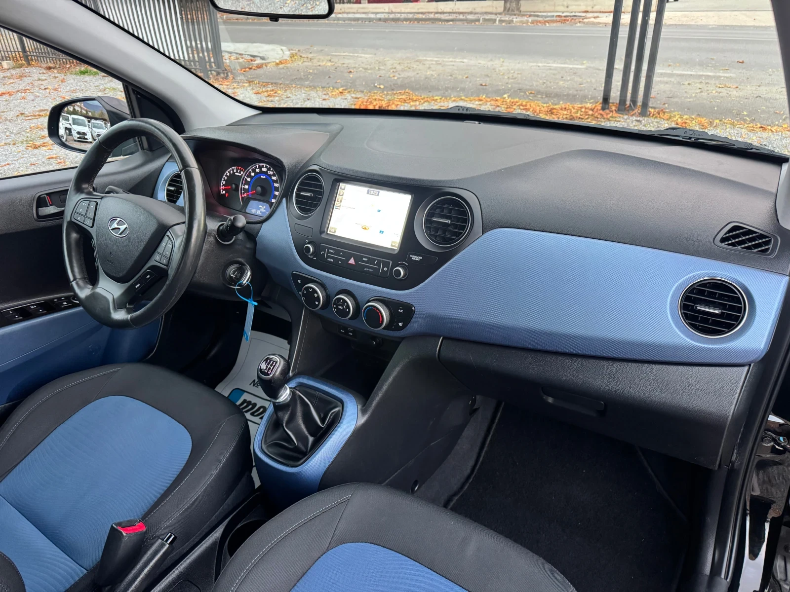 Hyundai I10 1.2i Facelift!! Klima!! NAVI!!, снимка 14 - Автомобили и джипове - 56712142