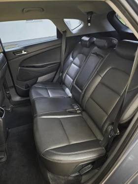 Hyundai Tucson 2.0 CRDI, снимка 16