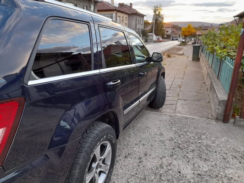 Jeep Grand cherokee 3.0D, снимка 4 - Автомобили и джипове - 46985435