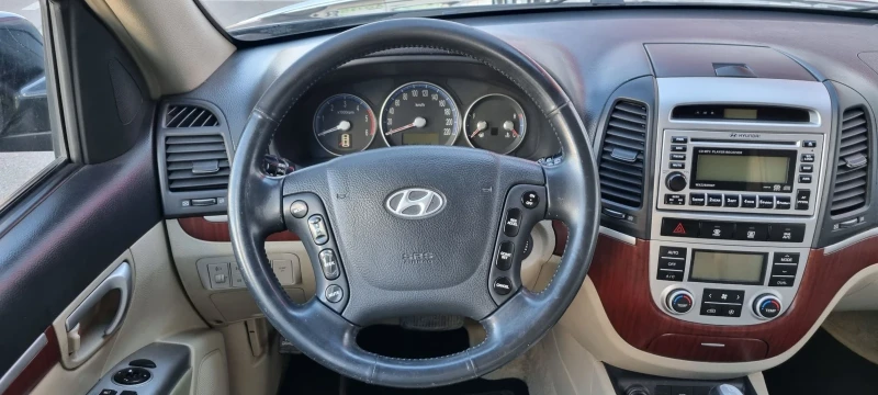 Hyundai Santa fe 2.2crdi 4x4 7 места, снимка 8 - Автомобили и джипове - 49578213