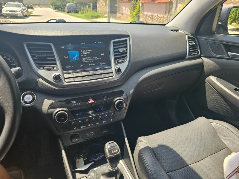 Hyundai Tucson, снимка 6 - Автомобили и джипове - 51222669