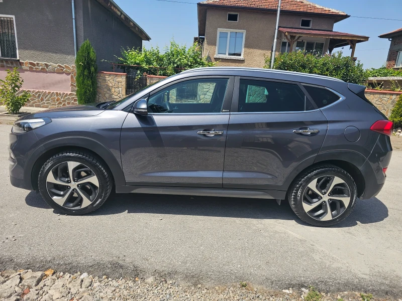 Hyundai Tucson, снимка 3 - Автомобили и джипове - 51222669