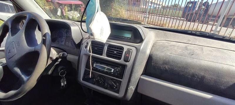 Mitsubishi Pajero pinin 2.0gdi 129кс 71000км, снимка 10 - Автомобили и джипове - 51773062