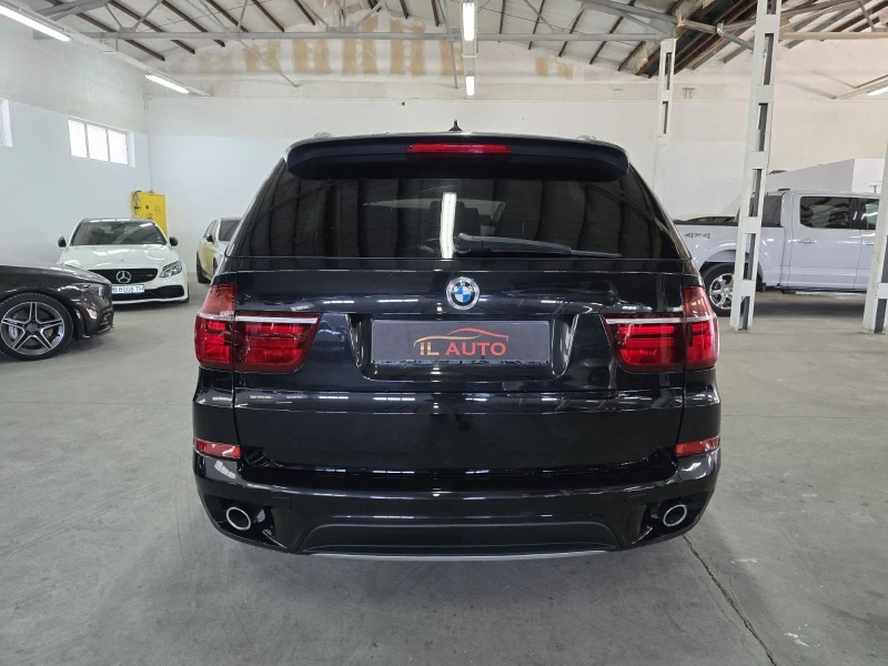 BMW X5 4.0D/ОБСЛУЖЕНА/КАТО НОВА/УНИКАТ!!!, снимка 4 - Автомобили и джипове - 51897239