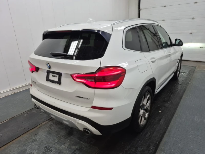 BMW X3 * XDRIVE30I * ПАНОРАМА* ПОДГРЕВИ* KEYLESS* , снимка 3 - Автомобили и джипове - 53420684