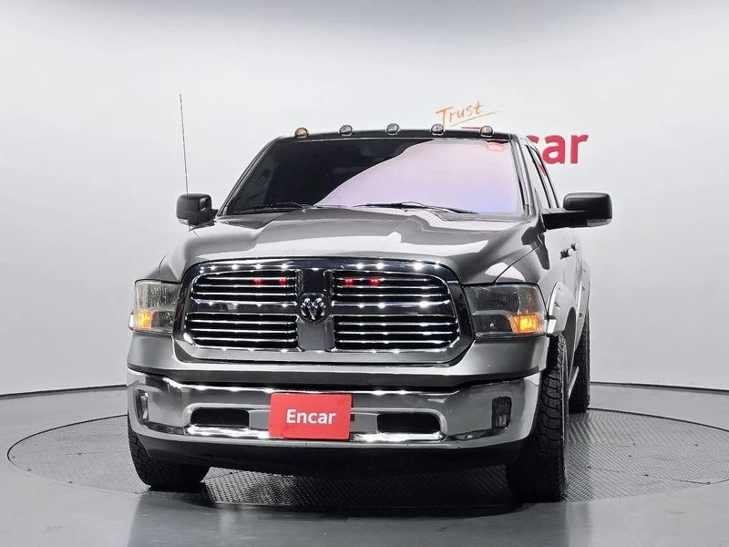 Dodge Ram 5.7 5.7 Automatic, снимка 3 - Автомобили и джипове - 55813417