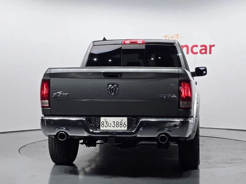 Dodge Ram 5.7 5.7 Automatic, снимка 4 - Автомобили и джипове - 55813417