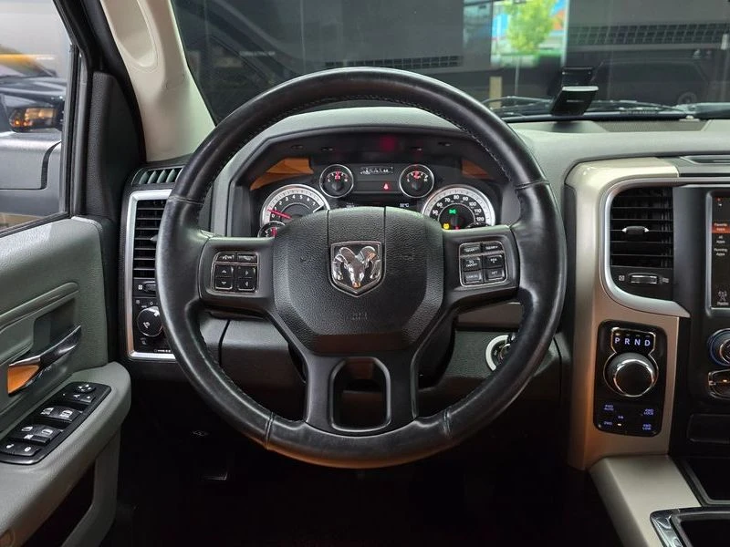 Dodge Ram 5.7 5.7 Automatic, снимка 12 - Автомобили и джипове - 55813417