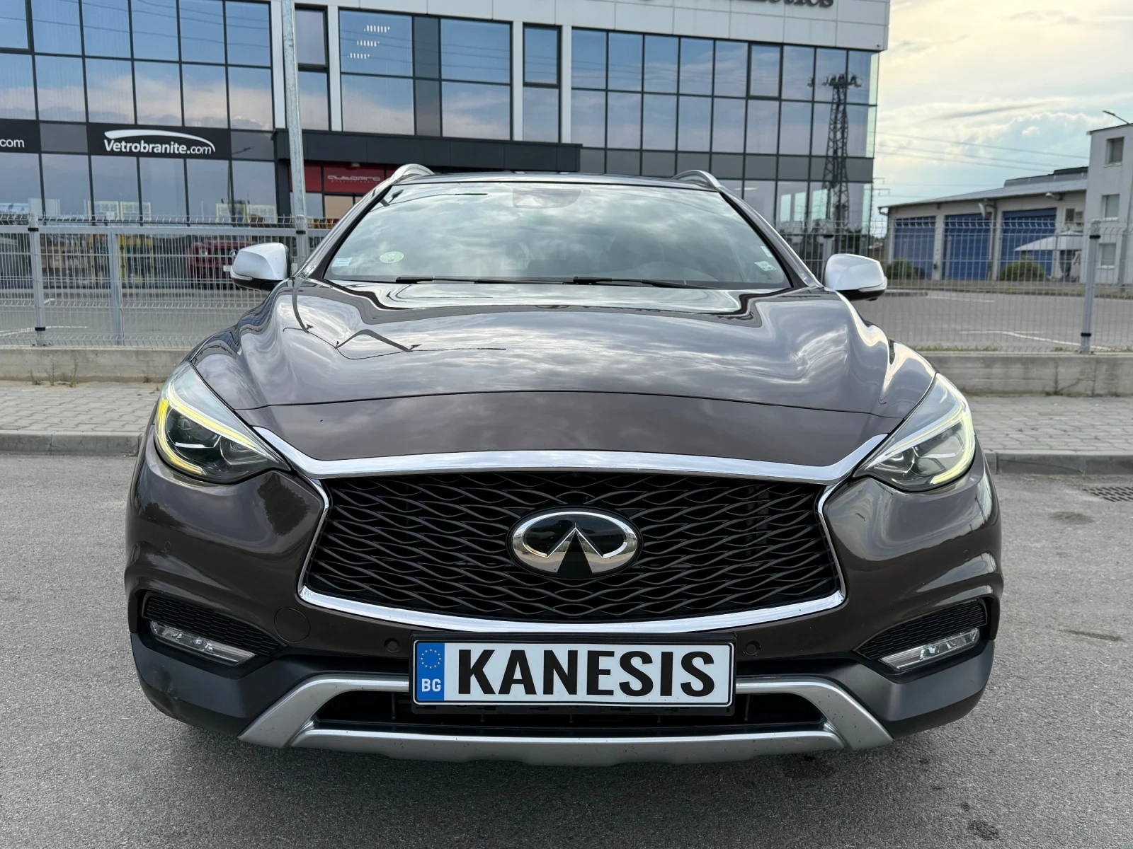 Infiniti QX30 2.2D* PODGREV* MEMORY* 360 CAMERA* BOSE - изображение 2