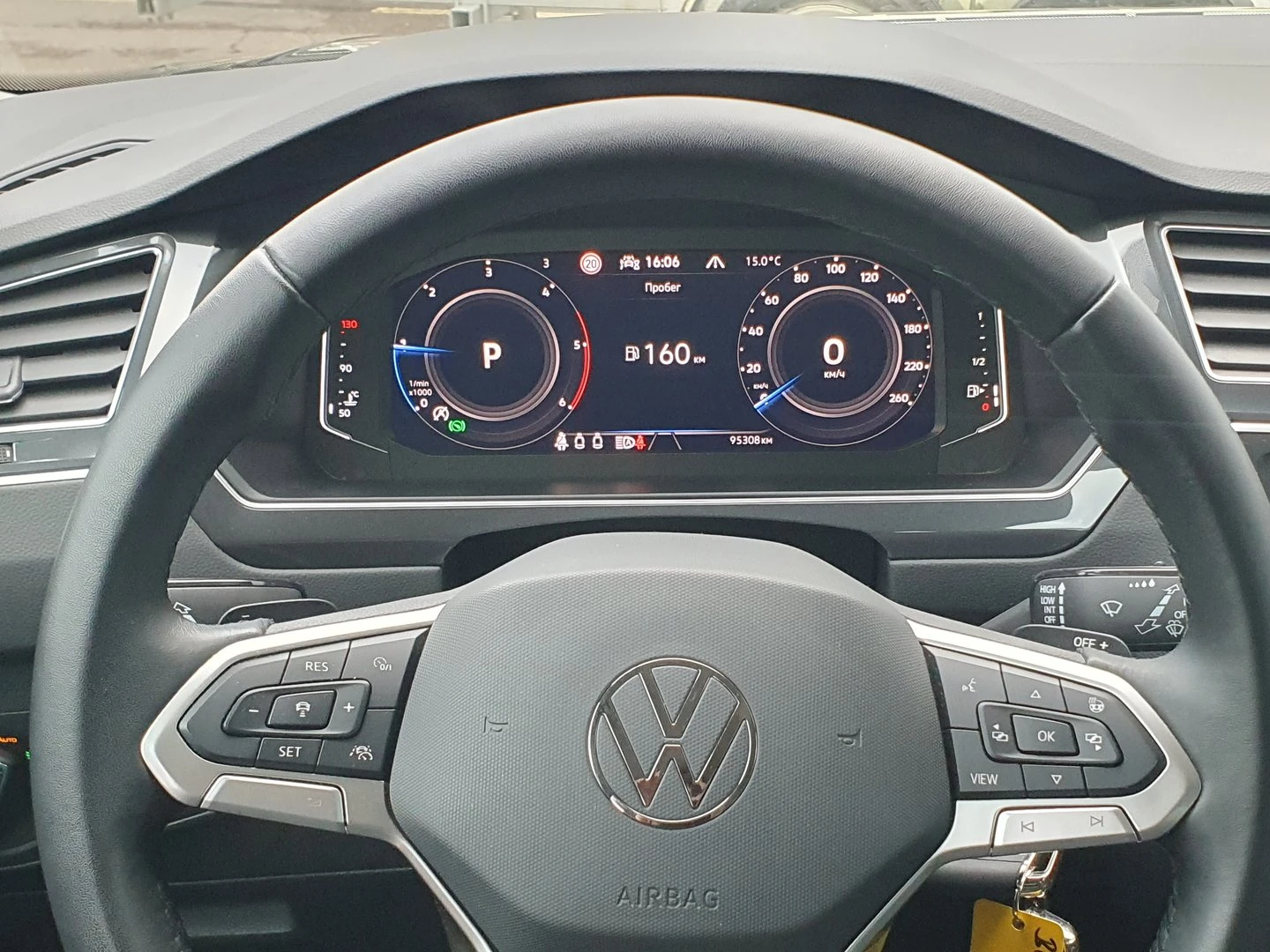 VW Tiguan Elegance 2.0 TDI SCR 4MOTION DSG - изображение 7