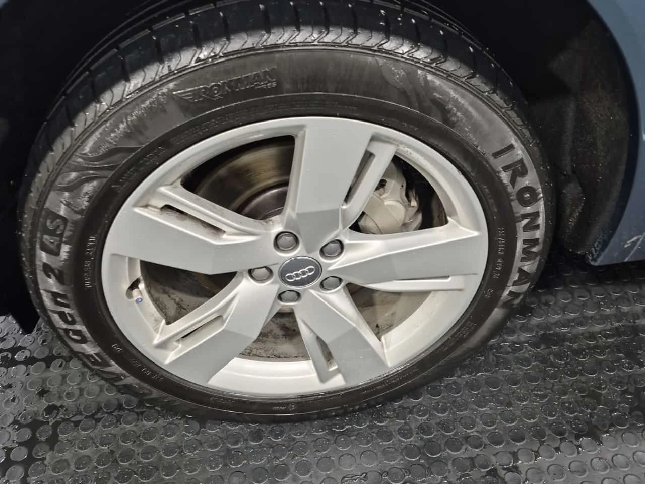 Audi Q5 * TECHNIK * 2 ����� * KEYLESS * �������� * CARFAX | Mobile.bg � ����������� 17