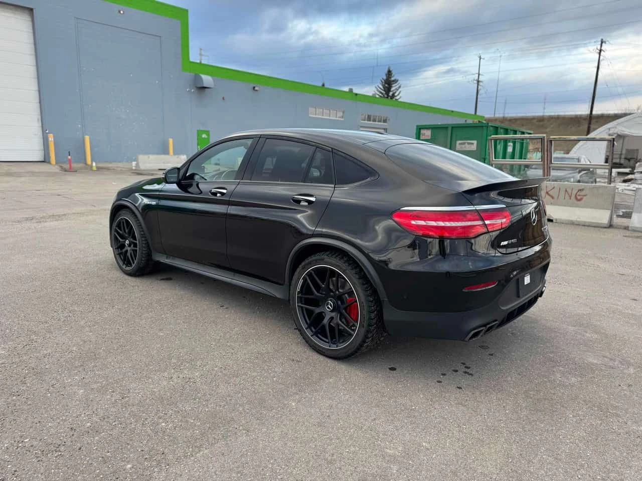 Mercedes-Benz GLC 63 AMG S * DISTRONIC* BURMESTER* AMBIENTNO* , снимка 14 - Автомобили и джипове - 54160857