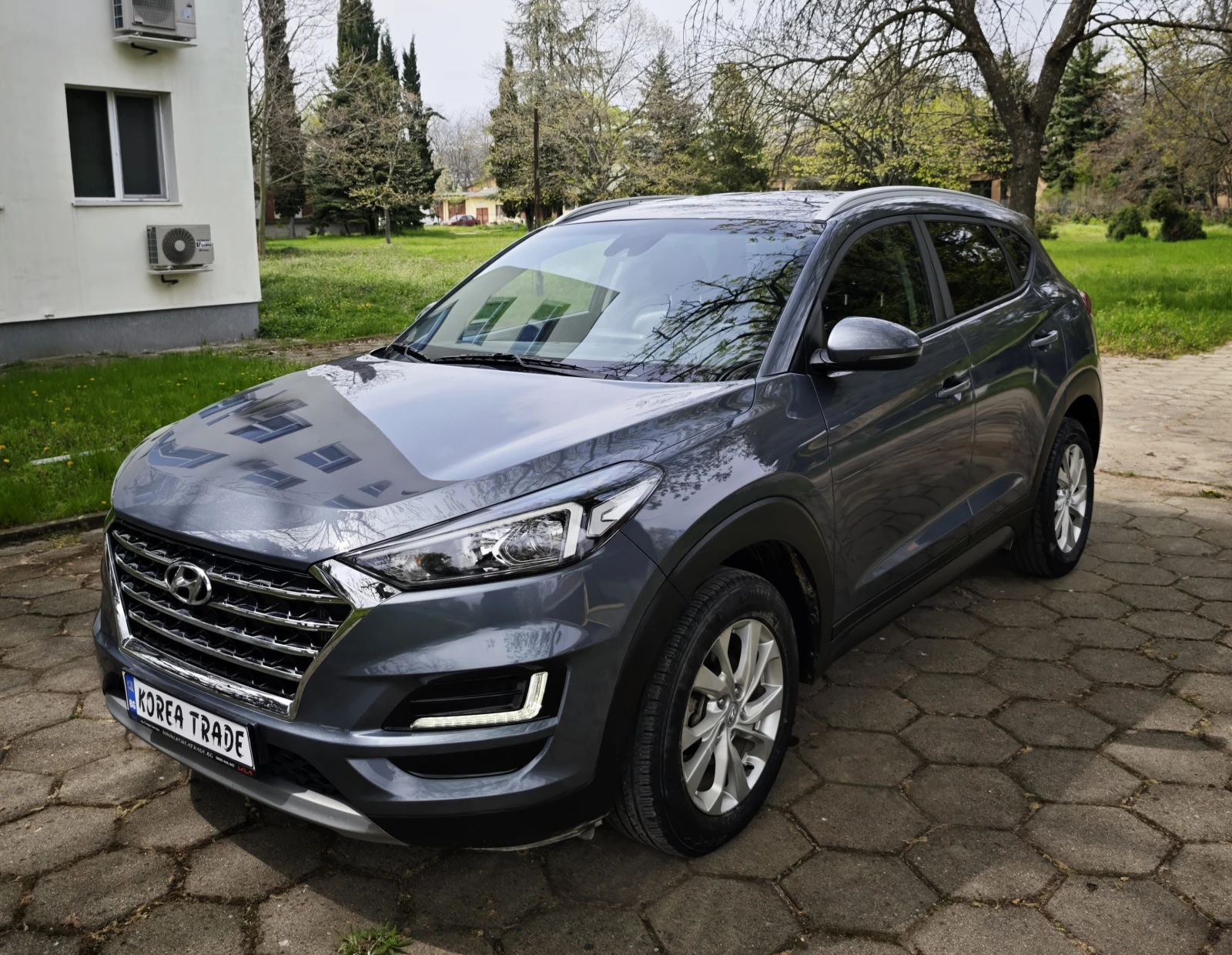 Hyundai Tucson 2.0 CRDI, снимка 8 - Автомобили и джипове - 54201906